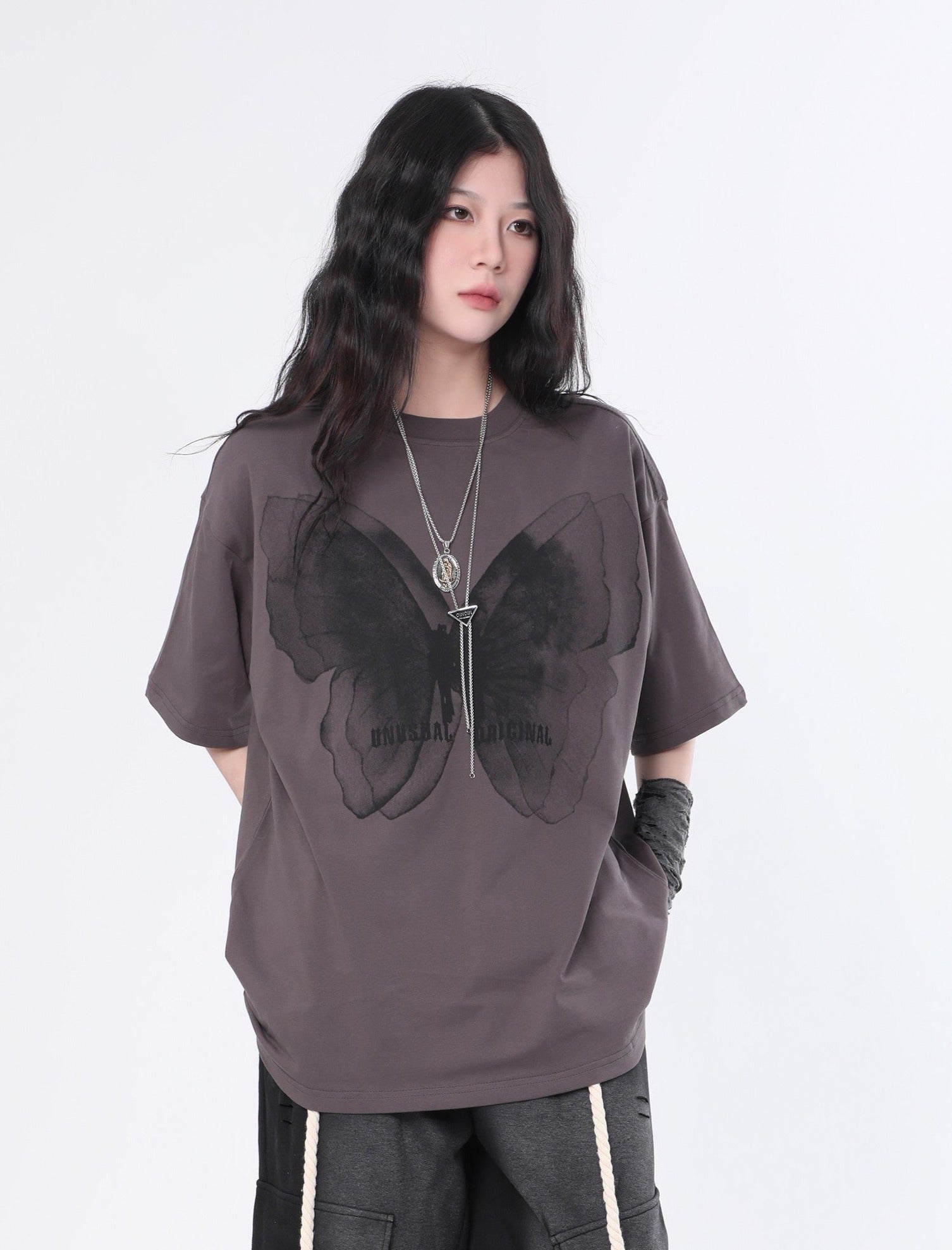 Butterfly Graphic T-Shirt – LATENITEX
