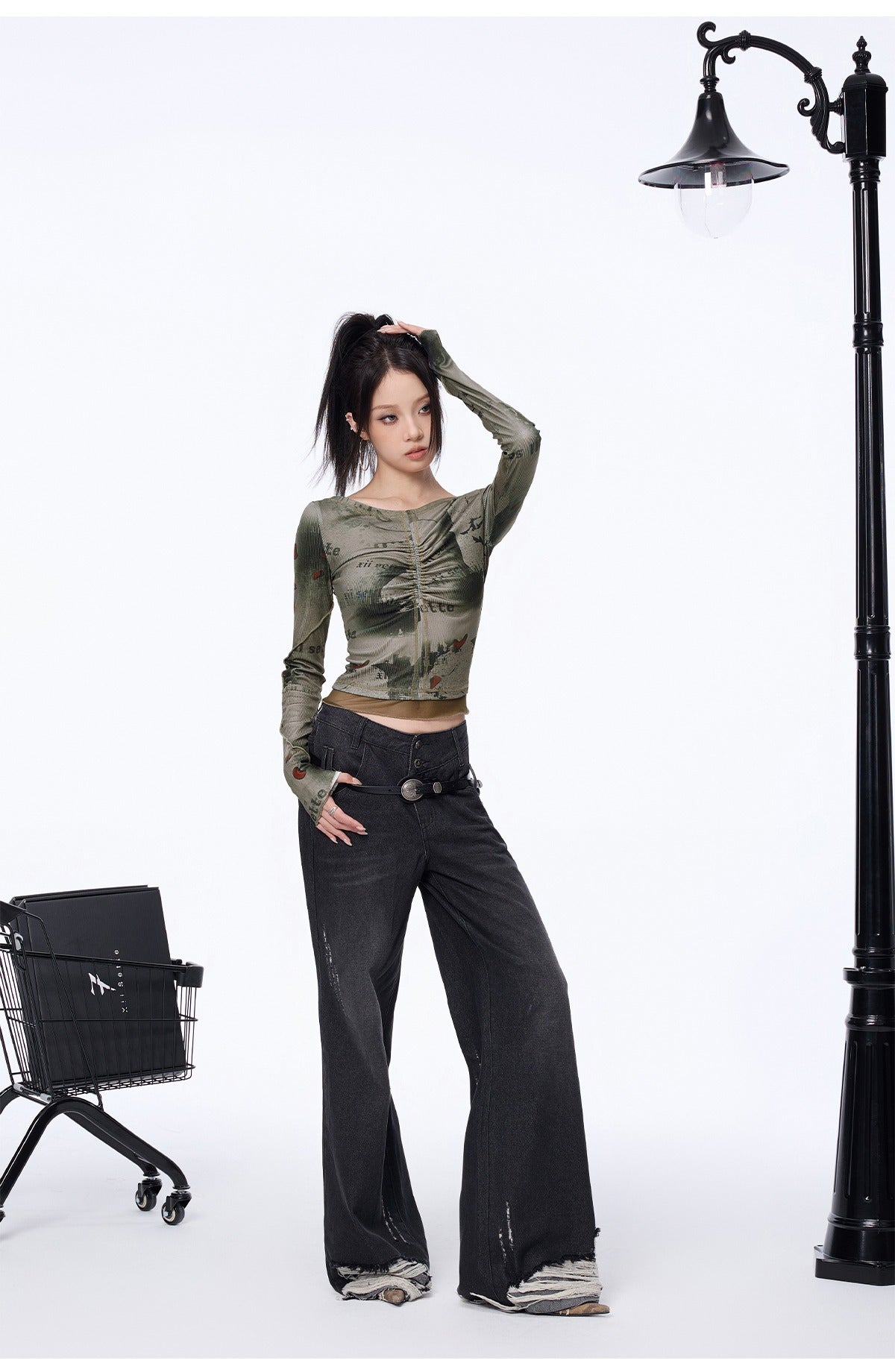 Graphic Print Long Sleeve Top