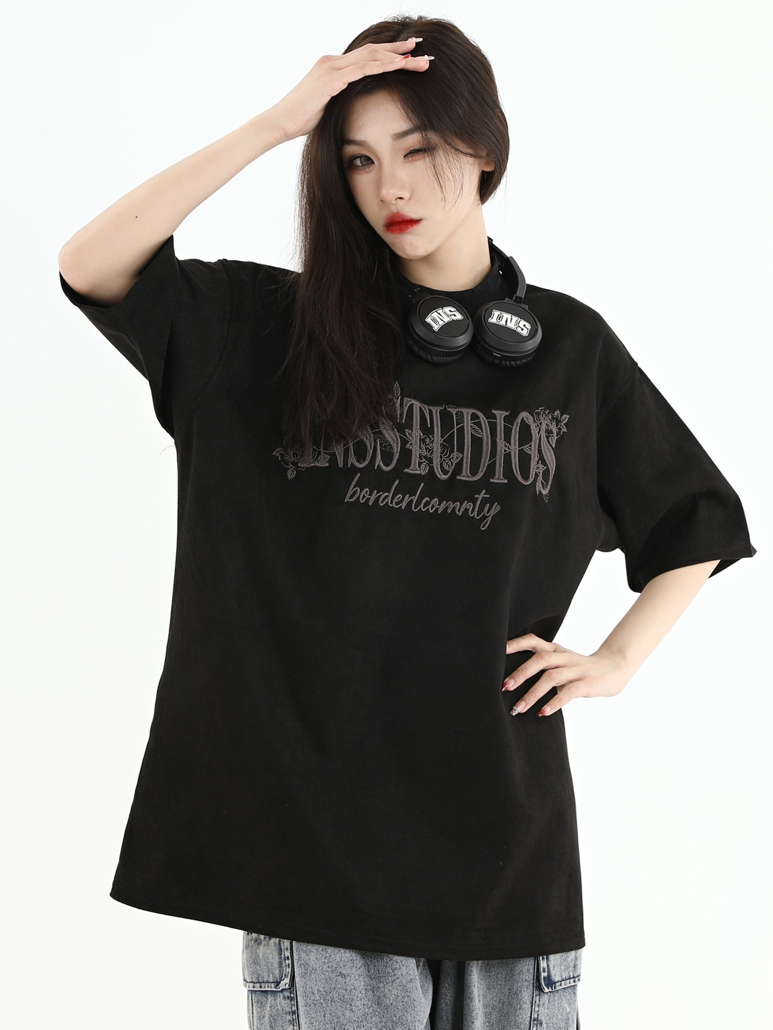 Streetwear Insstudios Sueded Embroidered Logo T-Shirt