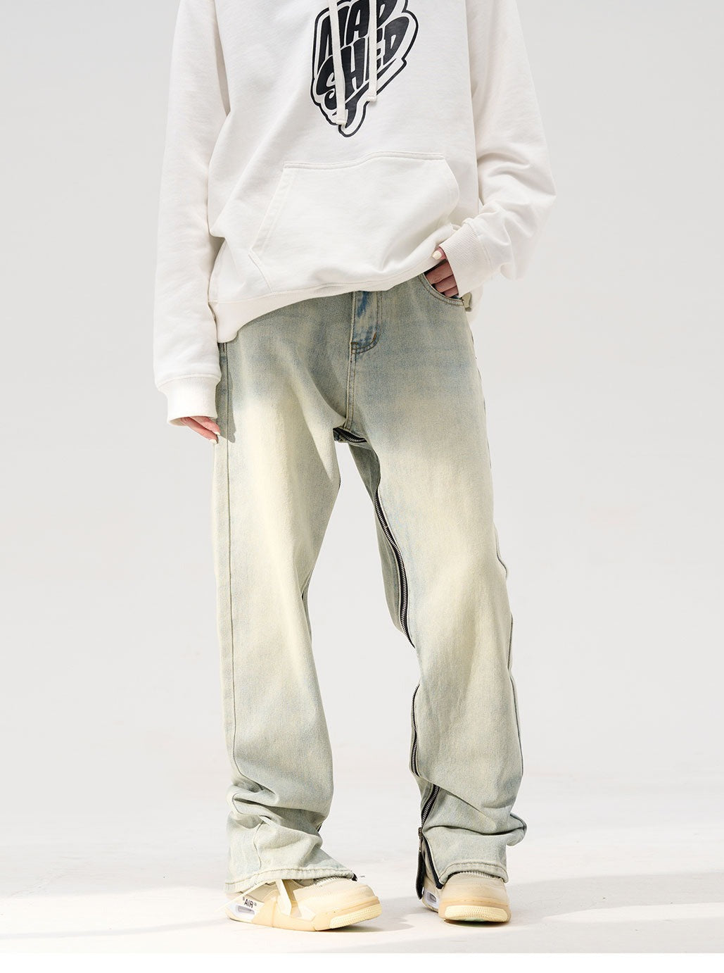 Zipper Inseam Bleached Straight Leg Jeans