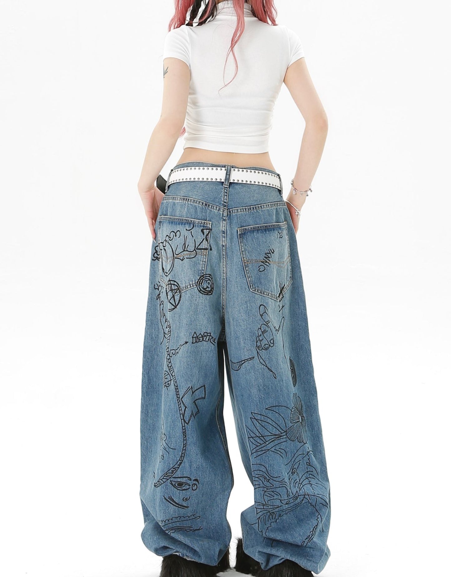 Doodle Washed Baggy Jeans