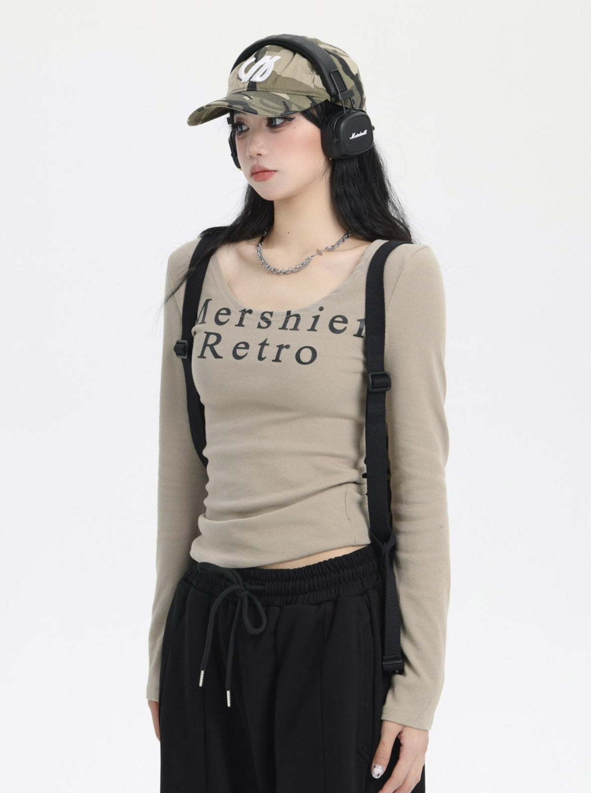 Scoop Neck Long Sleeve Tee