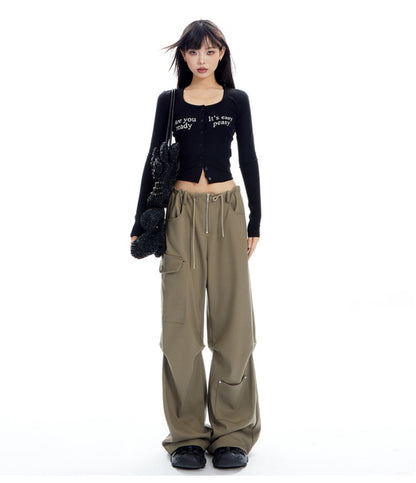 Relaxed Fit Cargo Pants