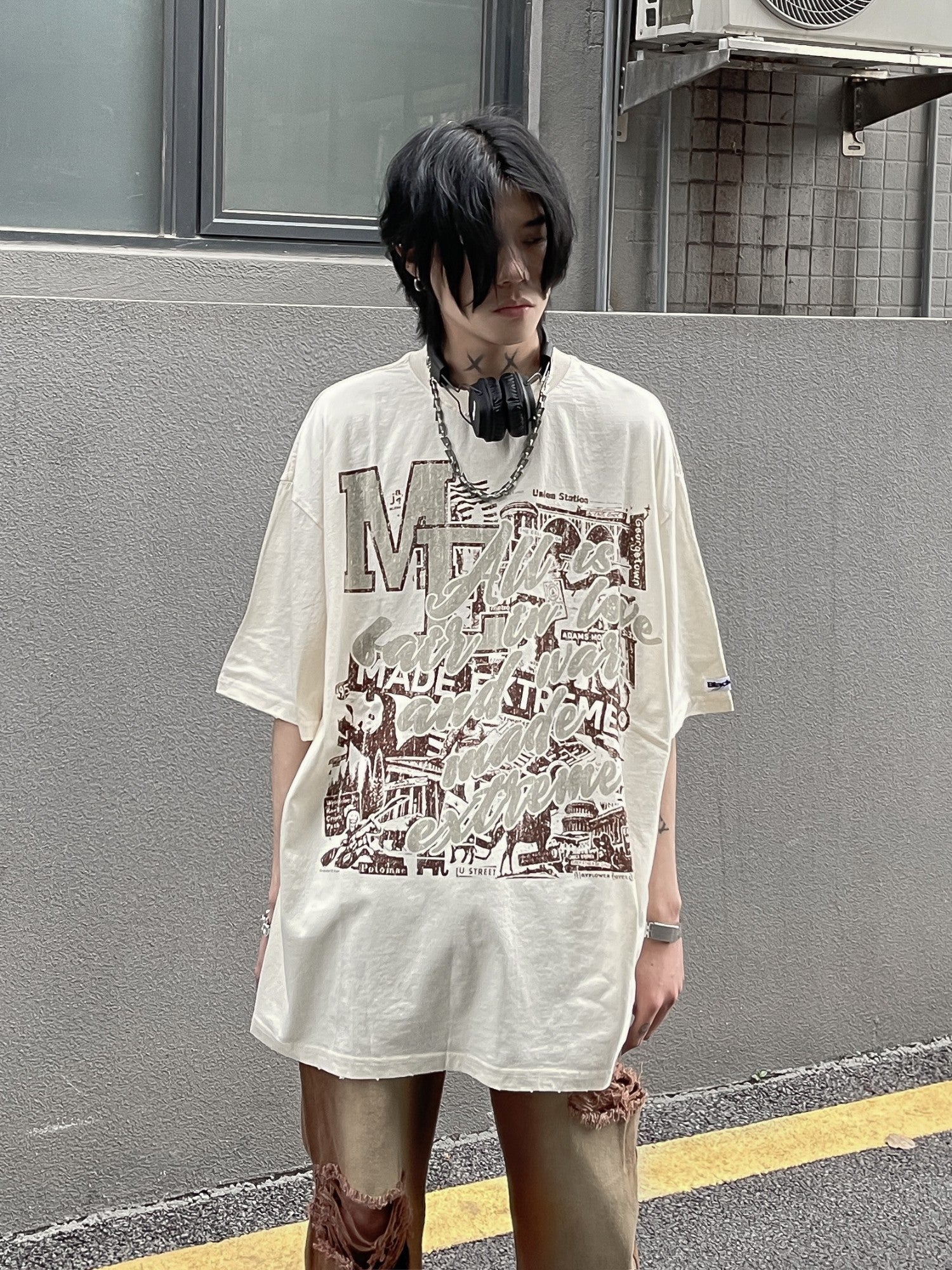 Streetwear All Is Fair In Love And War T-Shirt