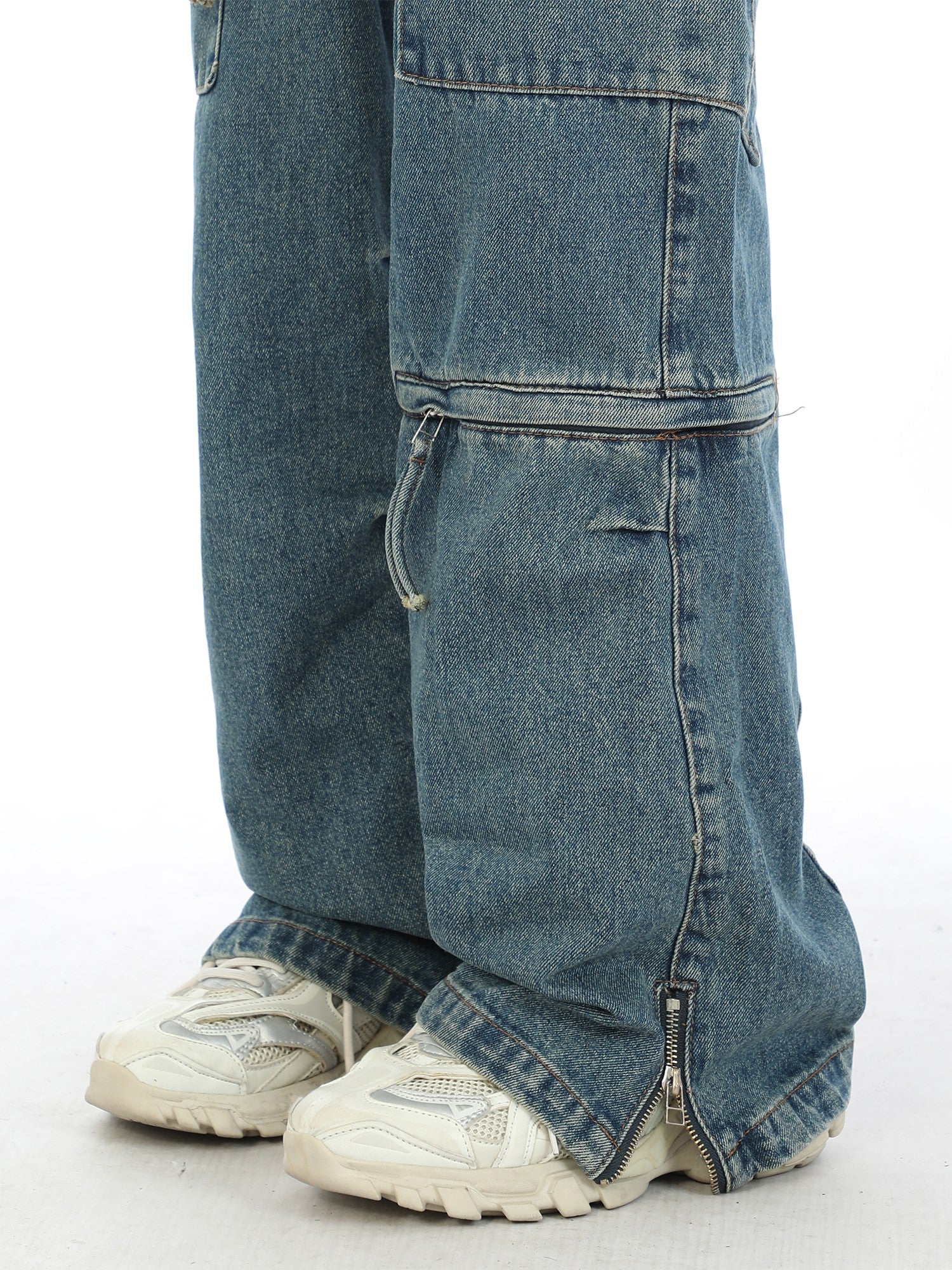 Loose Fit Zipper Cargo Jeans