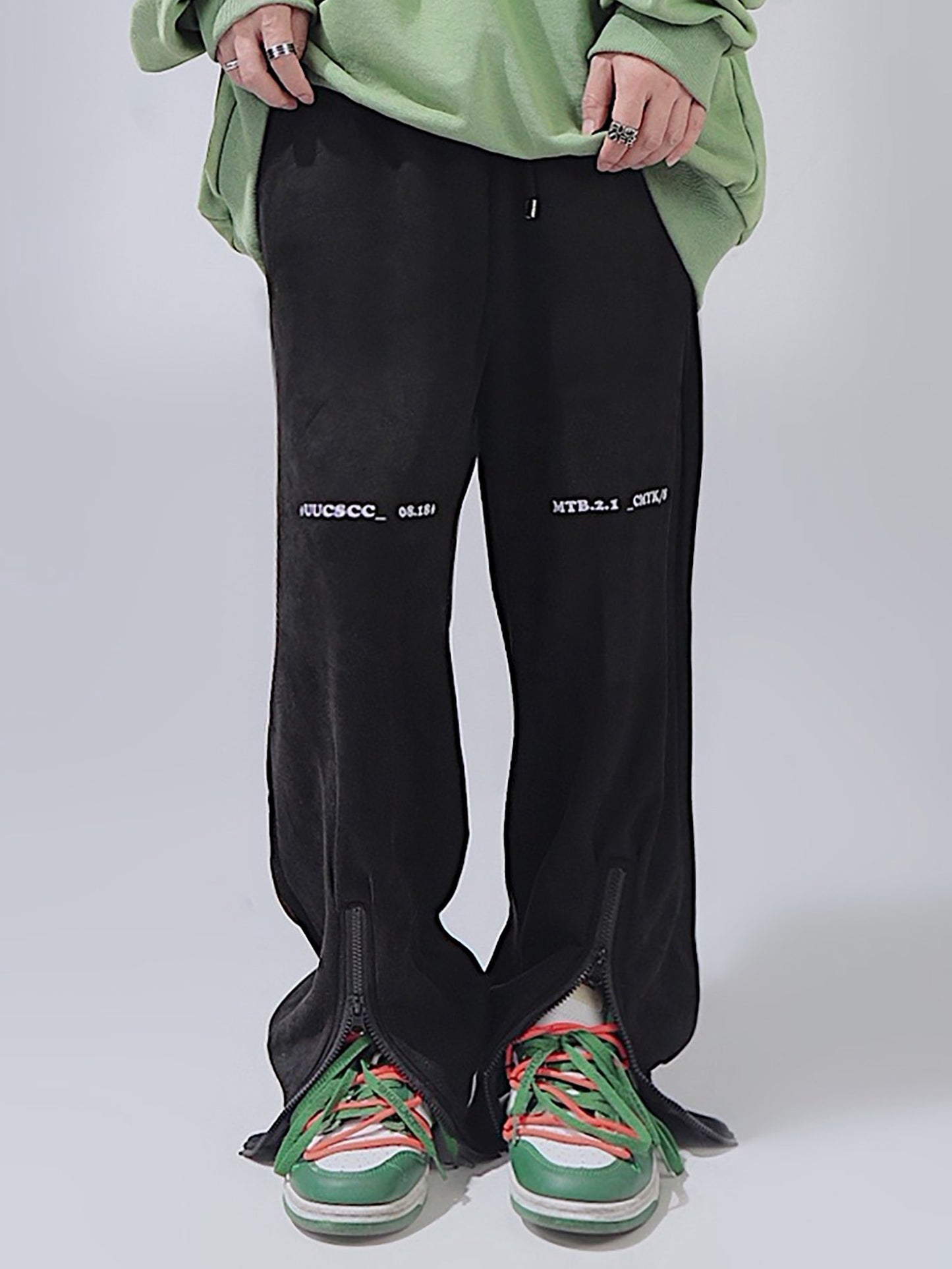 Zipper Ankle Slit Baggy Sweatpants