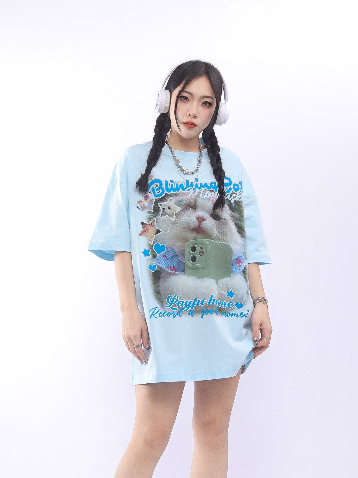 Cat Selfie Graphic T-Shirt