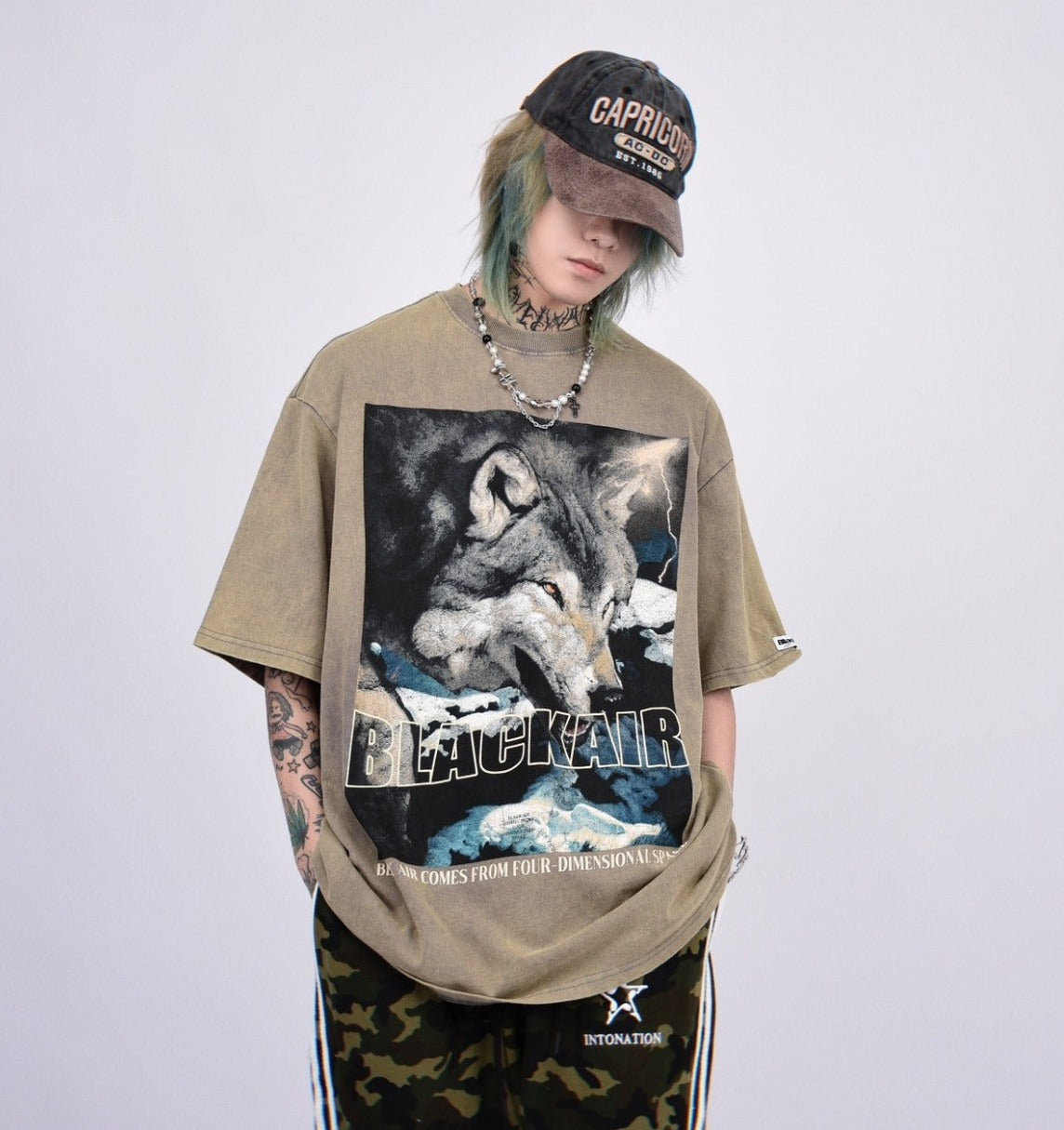 Blackair Wolf Vintage Washed T-Shirt. Streetwear y2k aesthetic eboy outfits